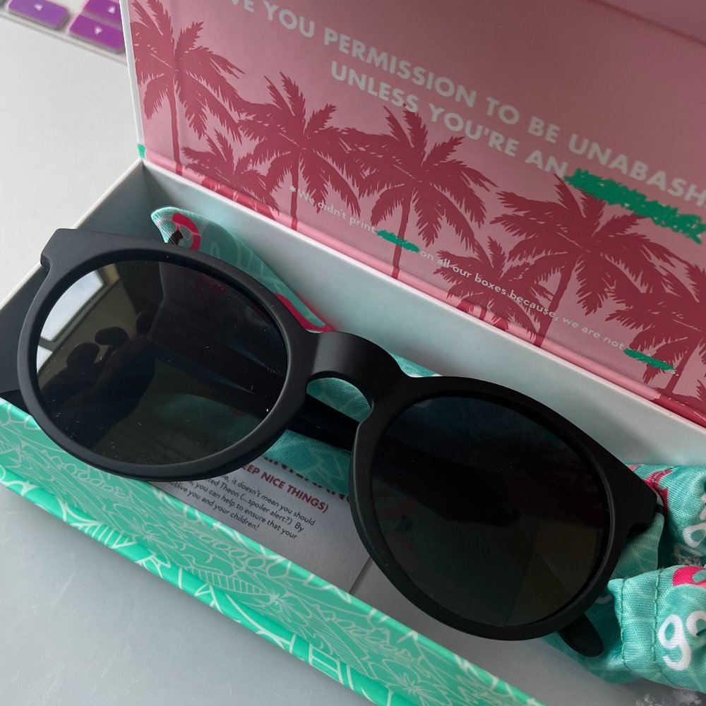 Goodr Circle Gs - IT'S NOT BLACK IT'S OBSIDIAN